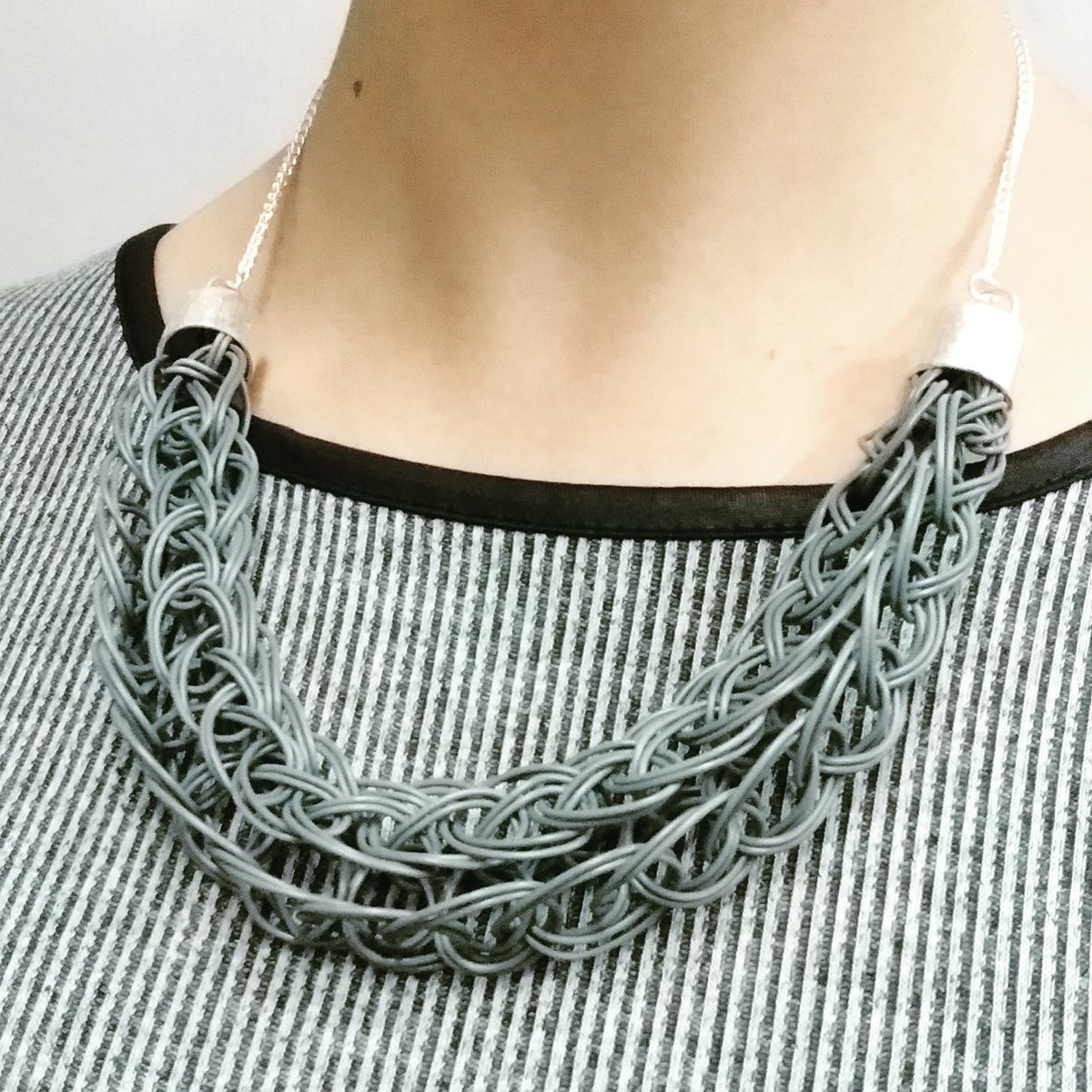 FrancesStunt's tweet photo. Grey on grey #necklace #jewellery #handmade #grey https://t.co/CCshBc2EqJ