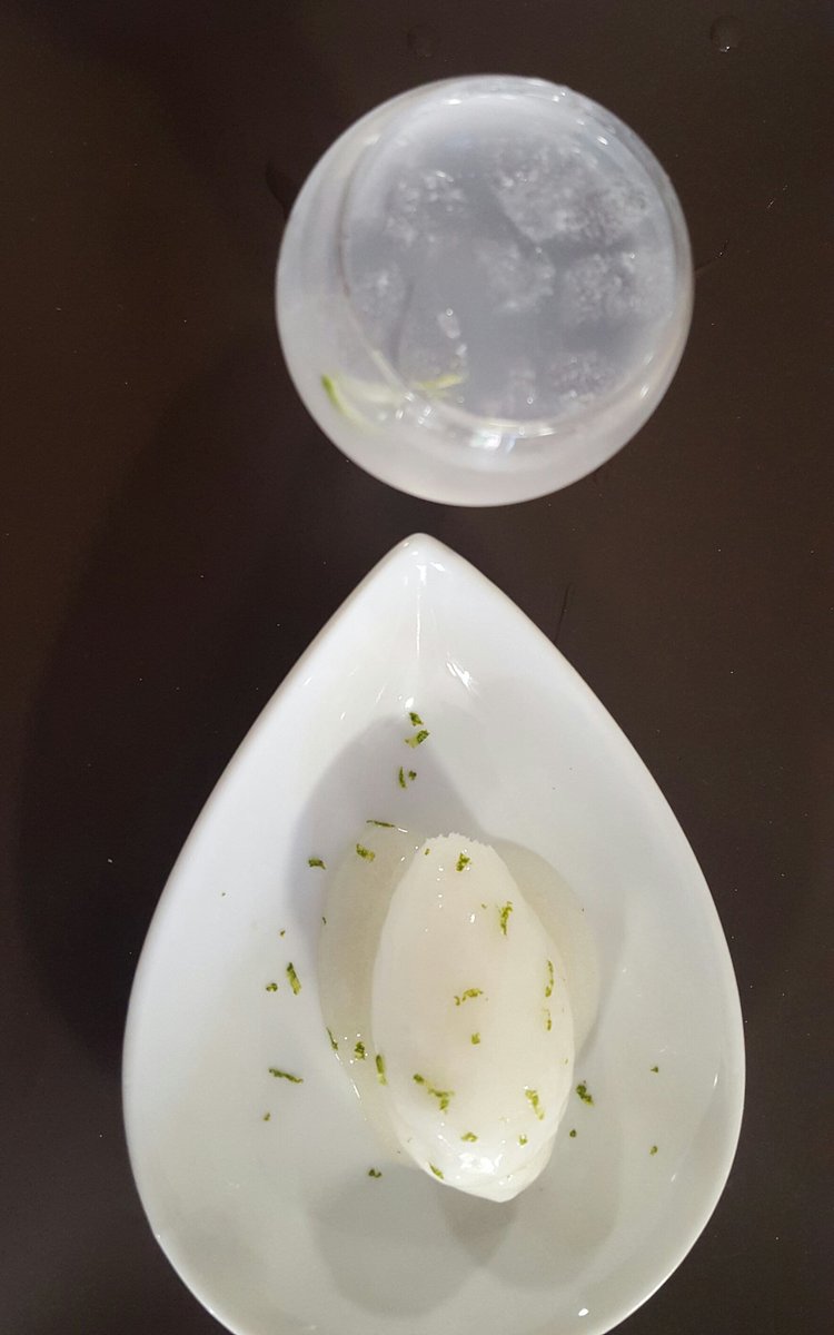 TabulaRasaG's tweet photo. #despiertatussentidos #descubre #disfruta #gastro #foodporn #Granada Bienvenid@s!! #sorbete en 2 tiempos https://t.co/STsI1DKDnO