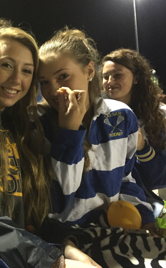 kaycalla's tweet photo. I don't have any real pictures with just you.... But happy birthday!!! Love ya 💖💖#straightouttacompton #hekya https://t.co/PSTmOwN9Xy