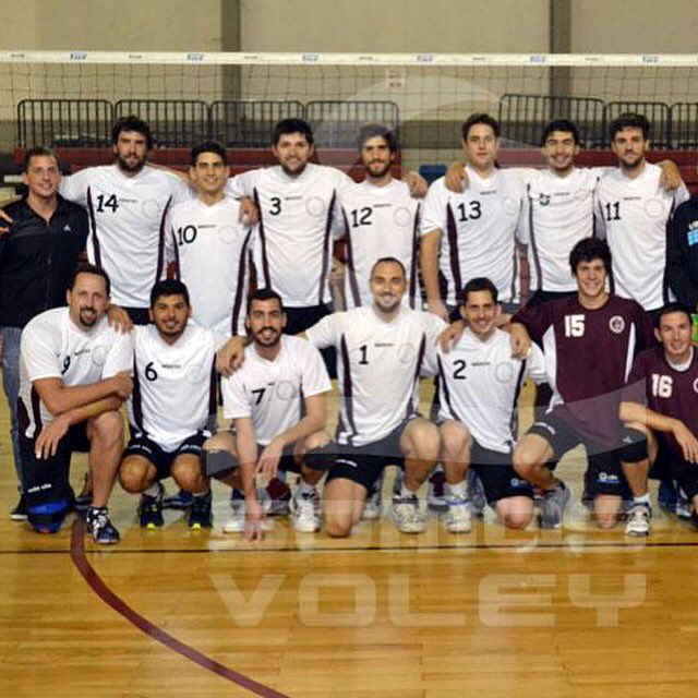 Esta banda sigue tocando. Ahora estamos en las semis del Playoff clausura de división de honor! #vamoslauba 💪💪👏👏