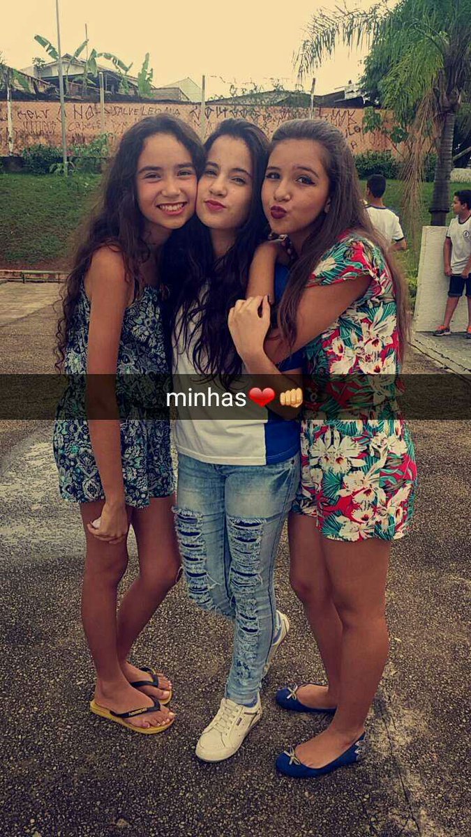 _thayssateles's tweet photo. Irmas 💘💘💘 https://t.co/fTzmKpGZHP