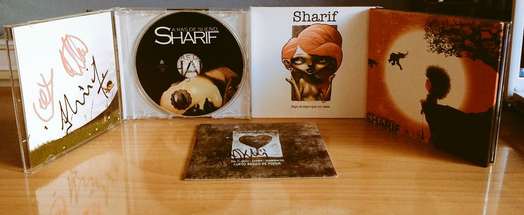 Rubens_gv_25's tweet photo. Por fin en mis manos @SharifFernandez #BajoElRayoQueNoCesa soy de los que le gusta apoyar a su artista favorito https://t.co/847NyGHg87