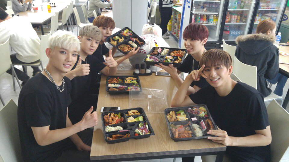 CT2zgbkUEAEo2Cs.jpg:orig