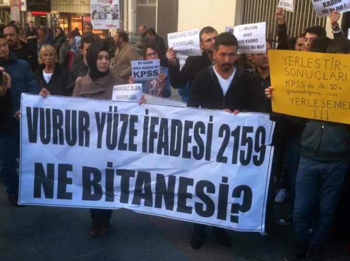 merkeziatama's tweet photo. #MemurAdaylarıHakkınıAramayaDevamEdecek
@Kumbuzmali 
@Ahmet_Davutoglu 
@memetsimsek
@csgbfarukcelik
Duyuyor musunuz? https://t.co/8KxNKu2rgf
