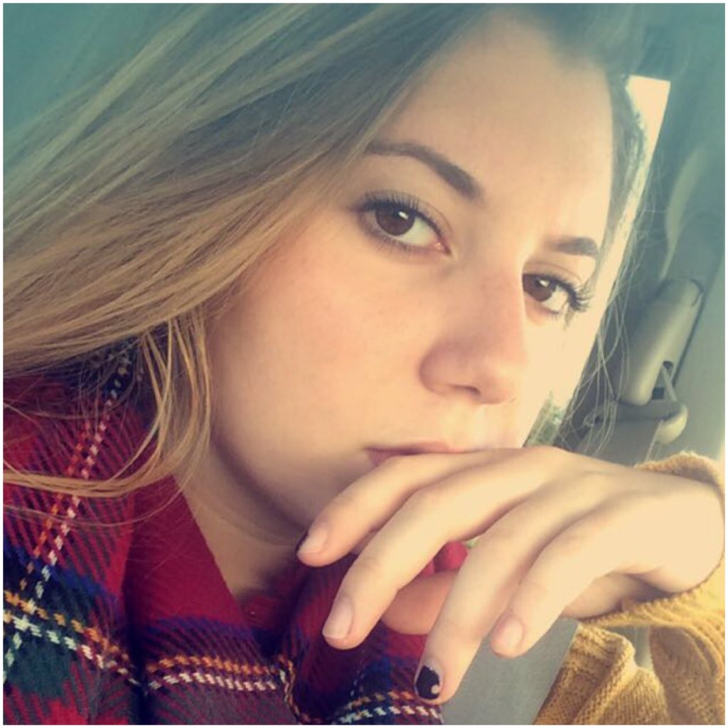Sloan_Jones's tweet photo. @Carlee_Cole twins? https://t.co/hyXvcJQdND