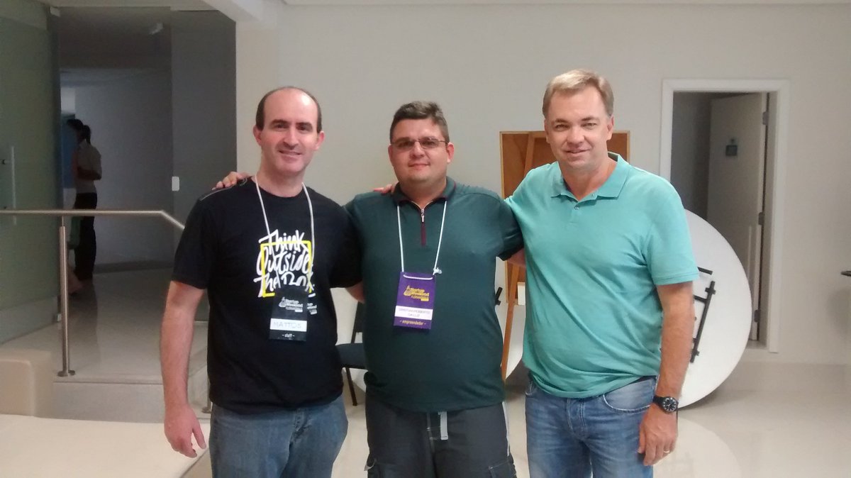 cristian_luz's tweet photo. @GeanLoureiro fará parte do corpo de jurados #GSB2015 #SWFloripaTur https://t.co/cZzXvi1tj1