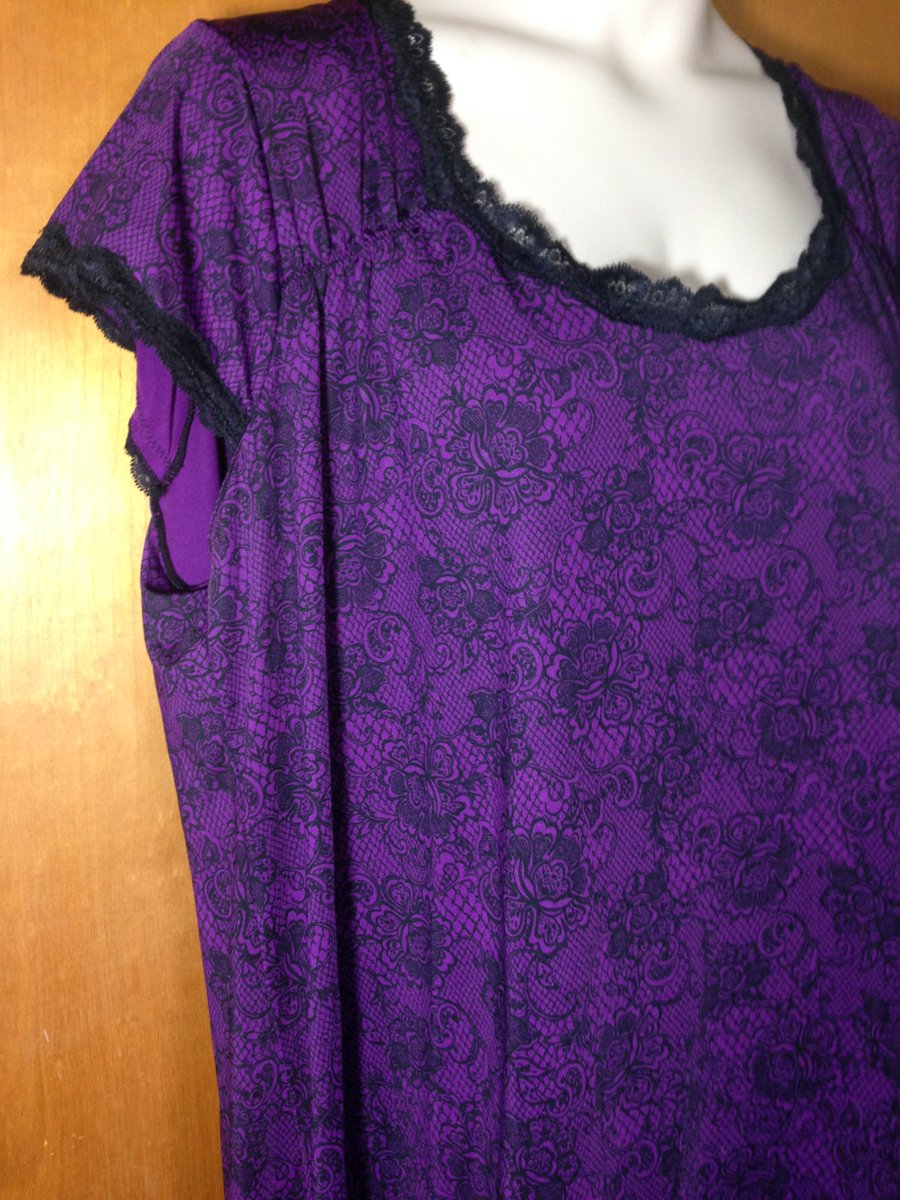 MittenShack's tweet image. #Avenue Body Nightgown Plus 26/28 Purple Black Lace Nightie Sexy Beautiful #Gowns ebay.com/itm/-/25217200… via @eBay