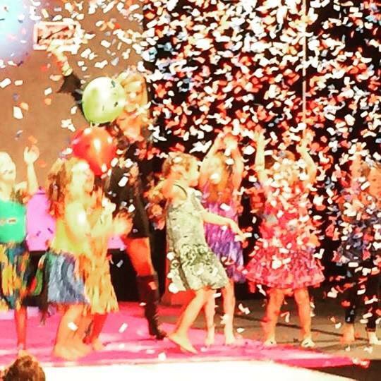 ECStarz's tweet photo. The winning team! Congrats team MALAWI 6 year olds! Sponsored by @isossychildren enjoy that pink limo! https://t.co/zi5GiZKekl