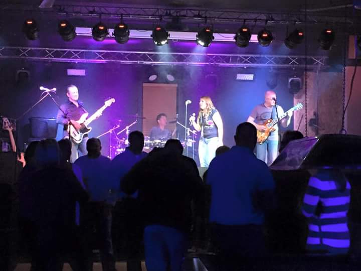 Nixrock's tweet photo. Rocked the Welsch ale house last night. https://t.co/xtKiOcJrhb