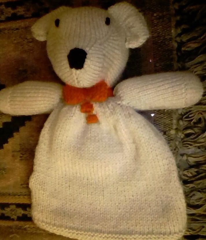 Auction ends tonight - Teddy Bear Tea Cosy Hand Knitted 30cm height 12cm diameter ebay.co.uk/itm/Teddy-Bear… <a href="/BBCCiN/">BBC Children in Need</a>