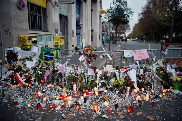 sheriffali's tweet image. #Manhunt #Widens in the #Paris #Terror #Investigation
#StandWithFrance
#KillTheJihadists 
mobile.nytimes.com/2015/11/16/wor…