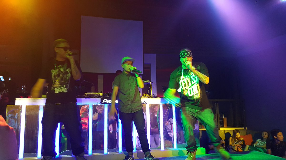 BNKPirates's tweet photo. #NothingisImpossible video launch 2016 https://t.co/YjtTjCk17s
