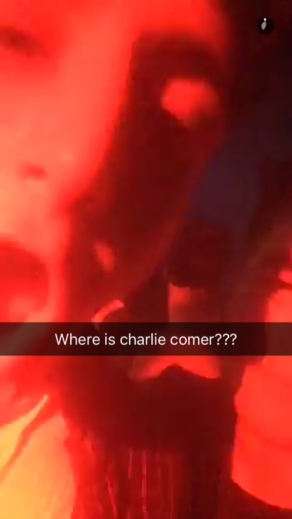 ChickenComer's tweet image. @kategallagherr