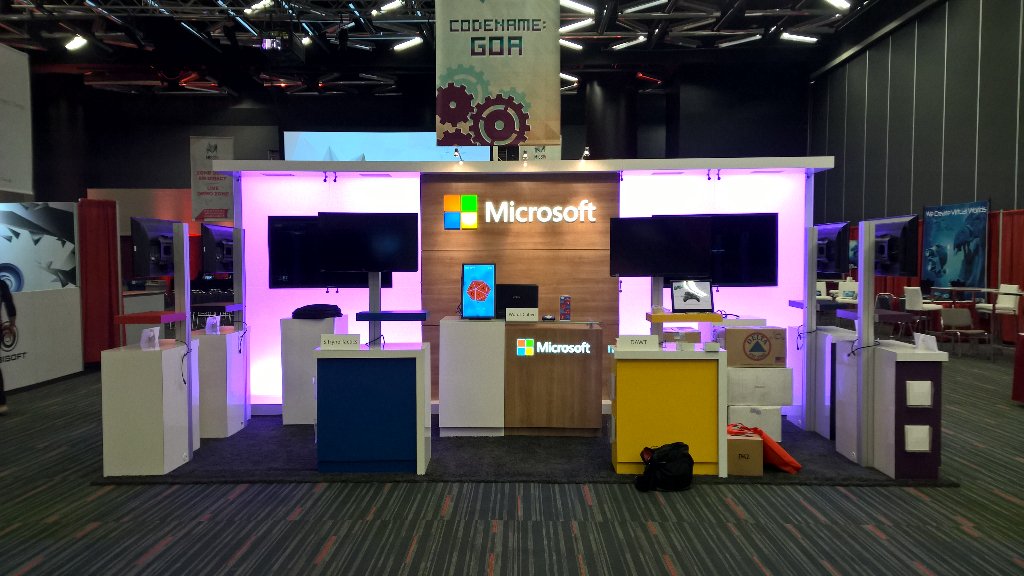 robcurr72's tweet image. All set up at @MIGS. Now to wait for the droves to show up! #codegoa #indiedev