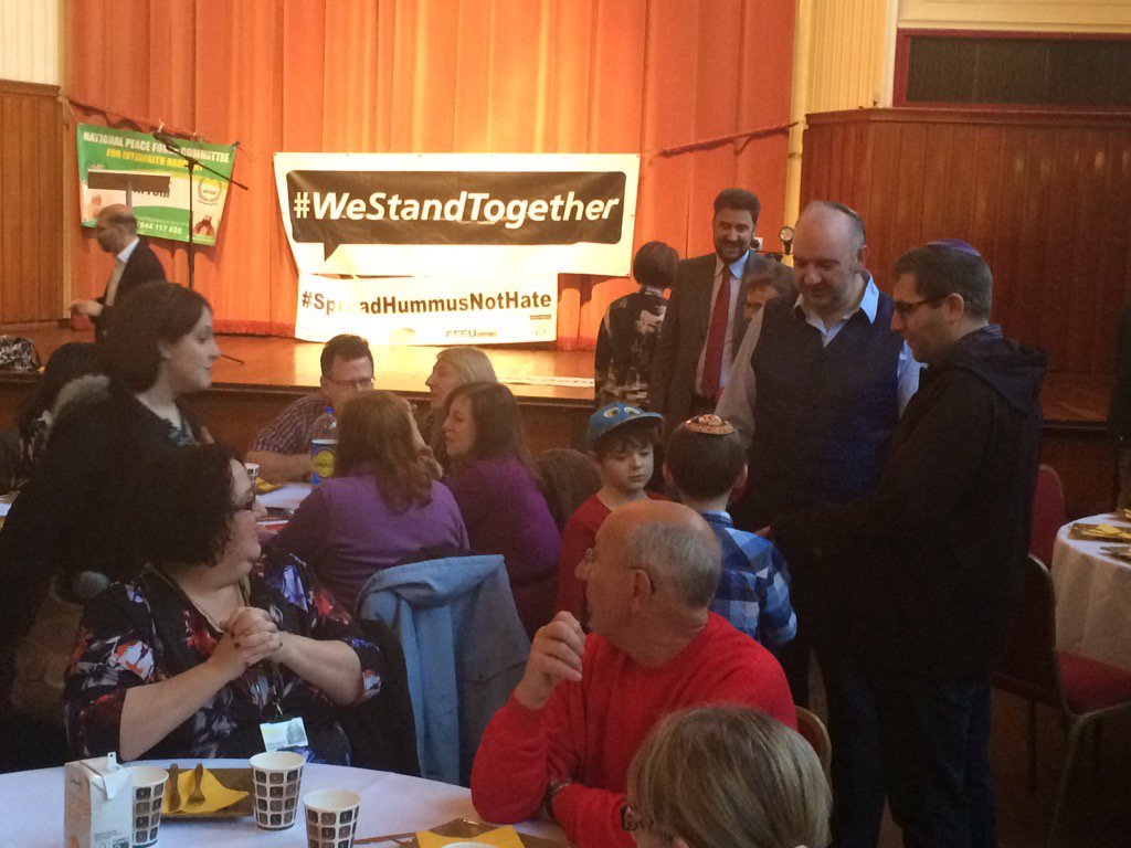 WeStandTogether's tweet image. Fantastic turnout for the Greater Manchester #WeStandTogether #SpeadHummusNotHate #WeRefuseToBeEnemies