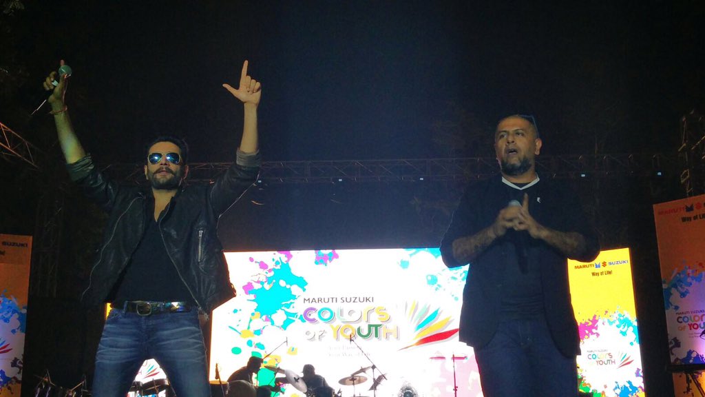 NH7InCampus's tweet photo. XIMB! We're bringing the madness to you. #MarutiSuzuki #ColorsOfYouth #VishalShekharLive https://t.co/qF89LRHQ4V