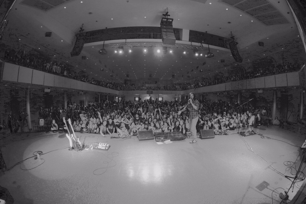 HumbleTip's tweet photo. Family. #FX2015 Carpe Diem. Seize the day. https://t.co/QGkmDJRaSM