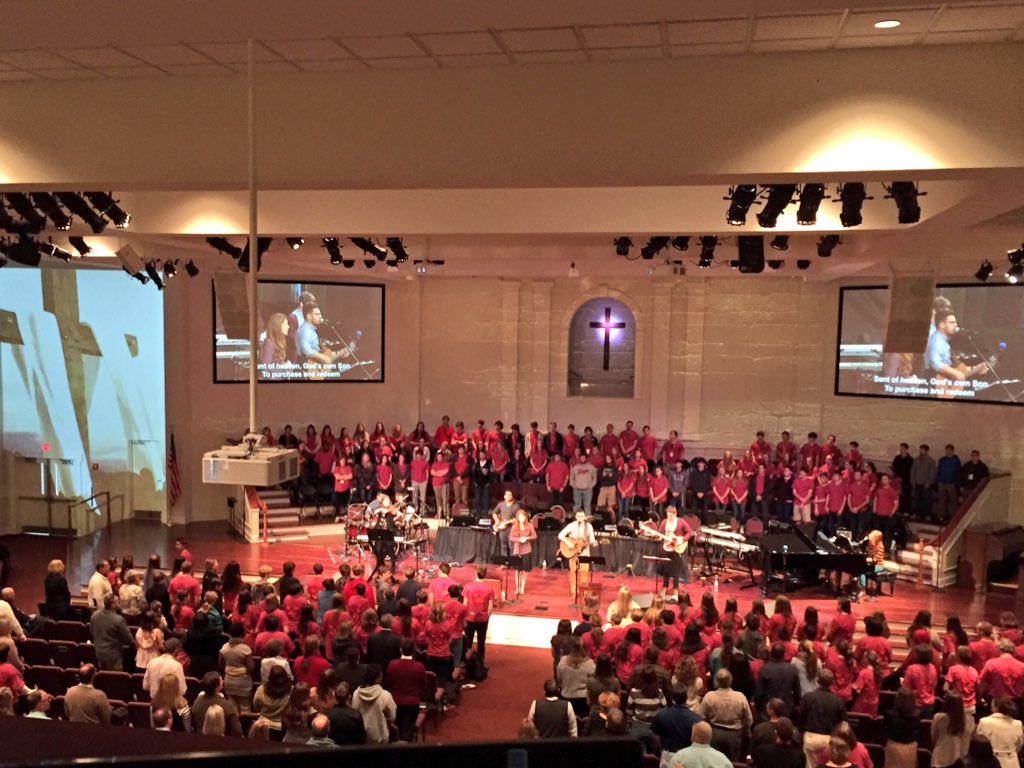 Lexington_Road's tweet photo. Loved leading worship this AM @FBCcumming for #dnow2015 https://t.co/BkEhR8Iid5