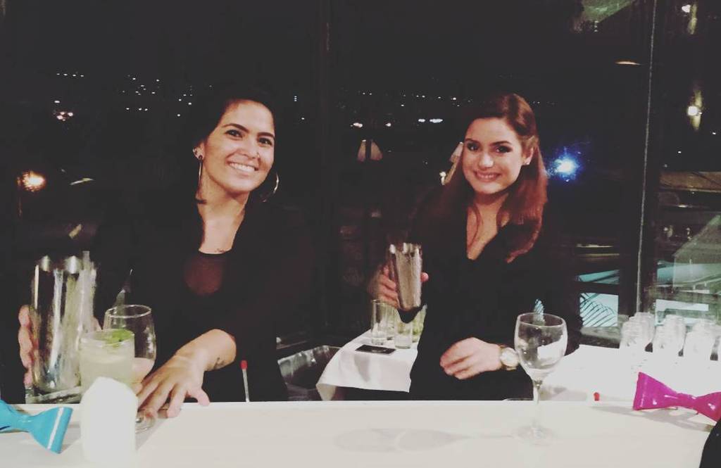 labelle_bar's tweet photo. Anoche #LasBelles estuvimos en el Hotel #Eurobuilding brindando el mejor servicio y los má… https://t.co/dCXHj3G9Aq https://t.co/ml0W4x4zjJ