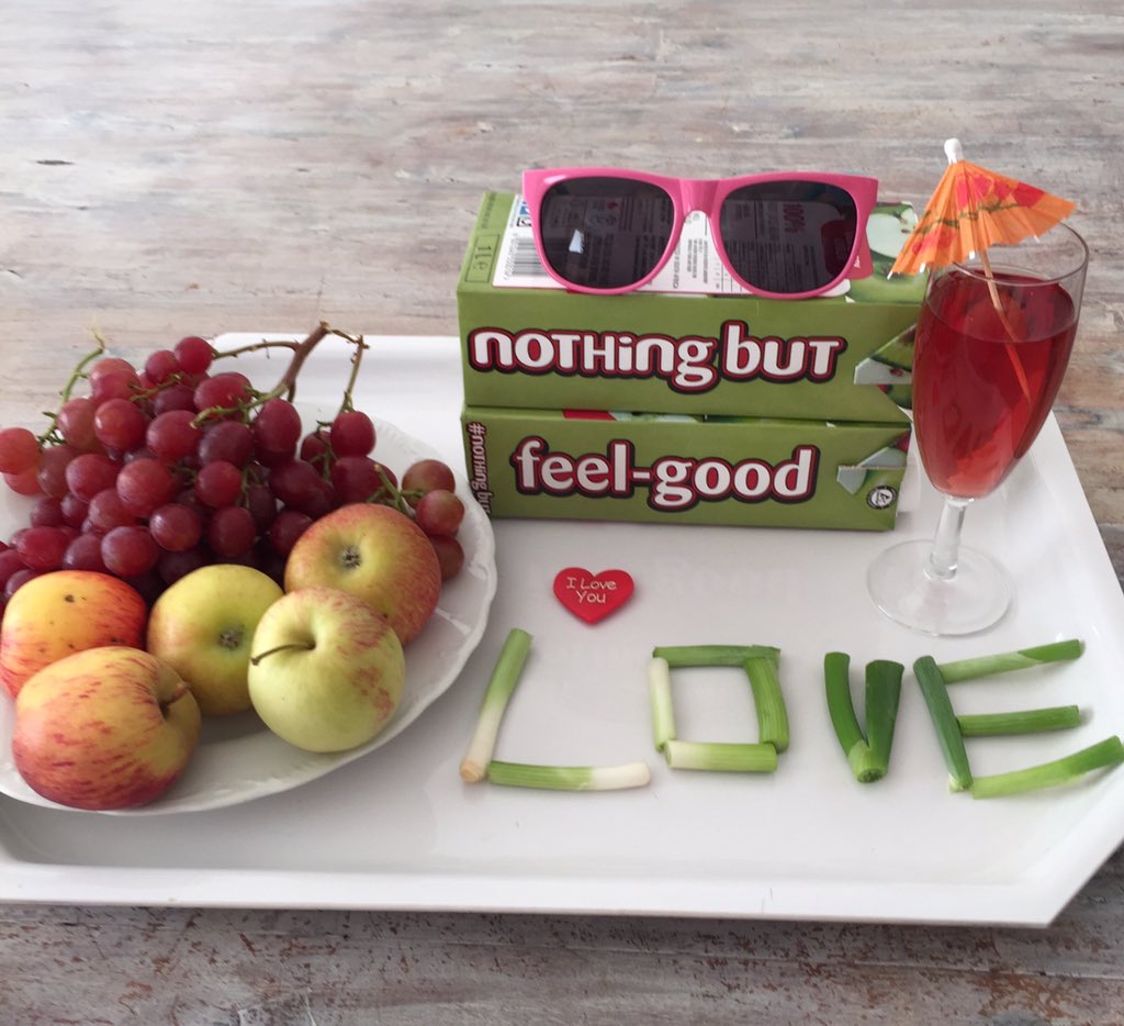 LynnNagel1's tweet photo. @Liqui_Fruit @ElanaAfrika I LOVE #LiquiFruit #NothingButFeelGood #Grape #Apple#Cranberry #Fabulous 🍅🎉🍏🍒🍅🍇🍏🍒🍅🎉🍏🍒🌹🍅🍇🍏🍒 https://t.co/V2NQDK9jAH