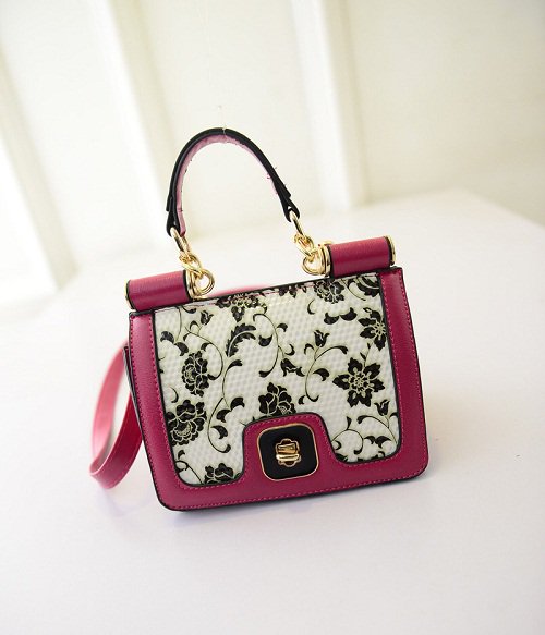 LucuShop's tweet photo. C013 #ROSE
IDR 191.000
Material: PU Leather
Height: 14cm
Length: 18cm
Depth:10cm
Long Strap: Yes https://t.co/qoLu8wpd30