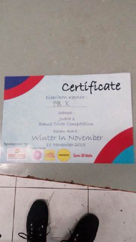 OFFICIAL MR_X (@officialmr_x) on Twitter photo <a href="/ROG_ENT/">Rise Of Generation</a> borong piala ey MRX juara 1 <a href="/VIXquetion_DC/">VXQ (VIXX Cover)</a> Juara 2 + Best Kostum. Thank's atas supportnya. Thanks <a href="/MID_ENT/">M.I.D Entertainment</a> <a href="/ROG_ENT/">Rise Of Generation</a> borong piala ey MRX juara 1 <a href="/VIXquetion_DC/">VXQ (VIXX Cover)</a> Juara 2 + Best Kostum. Thank's atas supportnya. Thanks <a href="/MID_ENT/">M.I.D Entertainment</a>