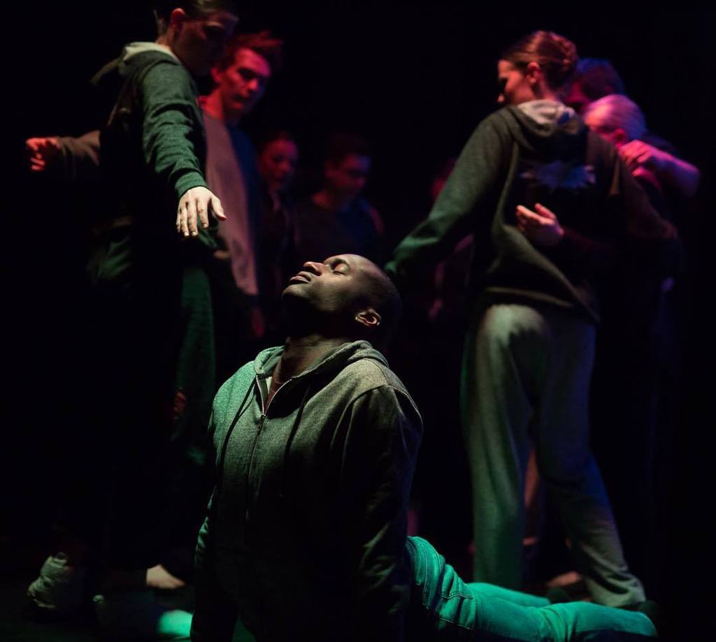 2themoonphoto's tweet photo. #backstage with #phoenixprojectdance https://t.co/lfWHwrb0pr