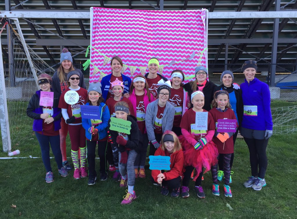 CindyPritt's tweet photo. Great run with Girls On The Run! #girlsontherun https://t.co/hgCMeLicnn