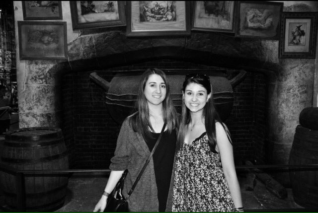 ElizabethKrolak's tweet photo. Happy 19th birthday sista @katiekrolak party hard🍸love you❤️❤️ #zyclone https://t.co/APlyFoZawD