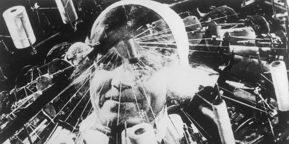 Man with a Movie Camera w/live score by @Alloyorch Tonight at 6:30pm, Closing Night #3RFF