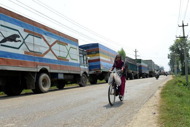 Qatar_Tribune's tweet photo. #Nepal PM #Oli asks #India to end ‘#undeclaredBlockade’ | https://t.co/g5aBqFERcf https://t.co/lrbT0JfDTz