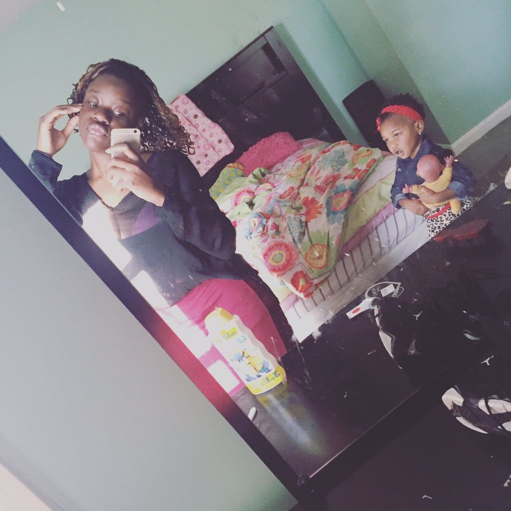 BeautyMeout's tweet image. The face she makes when you taking a picture without her 😂😂😂