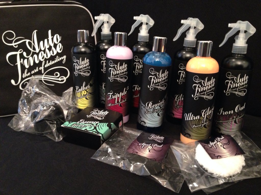 MidlandCarAudio's tweet photo. Big shout out to @AutoFinesse today at the NEC Classic Motor Show. Look forward to working with you guys very soon! https://t.co/rJFFiKurN3