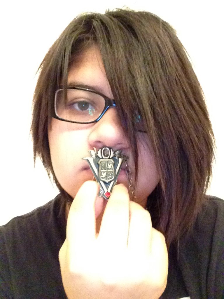 ||Aha,

Yes I found my crest that I ordered like a year ago....