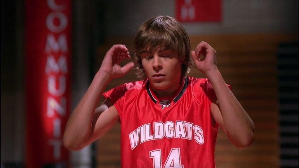 hsmnews's tweet photo. Why am I feeling so wrong? 

My head's in the game, but my heart's in the song. She makes this feel so right 

😓🏀🎤 https://t.co/Fhzkx5oVVk