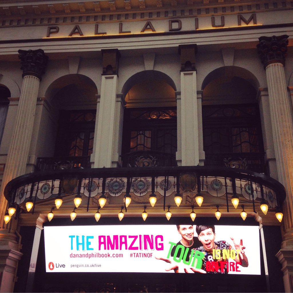 our names in lights above the london palladium is this real life? THE FINAL UK #TATINOF SHOW HERE WE GO 👯
