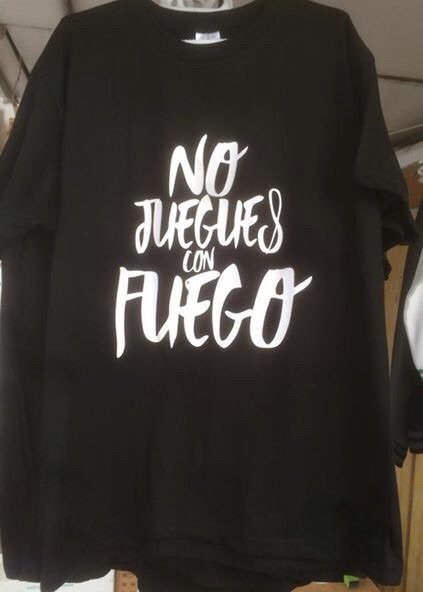 I aquí us deixem el nou disseny de samarreta i la trobem amb negre o gris! Esperem que us hagin agradat