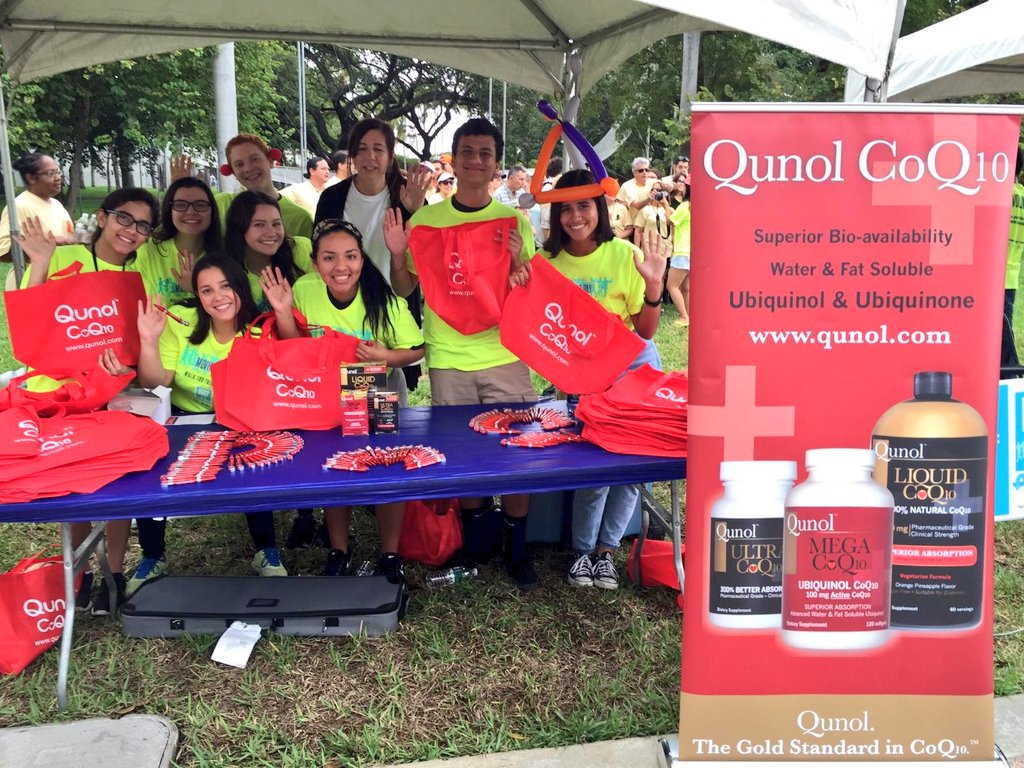 giulesduzit's tweet photo. gloomy weather but bright people 😍🙌 #MovingDayMiami https://t.co/ScbEqVobj3