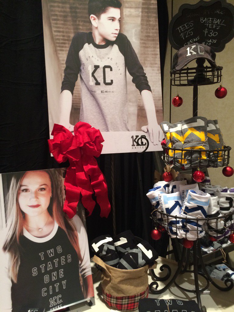 1kcshop's tweet photo. Come see us at the Ritz Charles Monday and Tuesday! Lots of holiday shopping! #1KC https://t.co/zwuttRAh5x