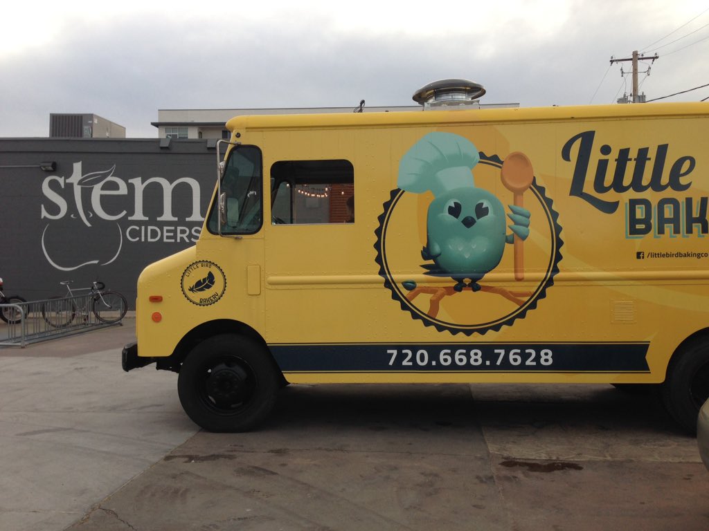 Lil_BirdBaking's tweet photo. Match made in heaven. #denverfoodtrucks #stemcider #steaksandwich https://t.co/68tDRNDAdS