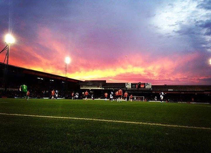 GoalPH's tweet photo. ##pdslive: @connor_h4ddow #prodirect #kenilworthroad #ltfc https://t.co/Cq41qtdPS9