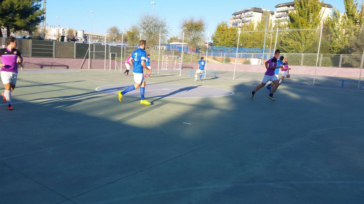 AstonBirraCFS's tweet photo. Fotos del partido: https://t.co/b7a7OHlqsl