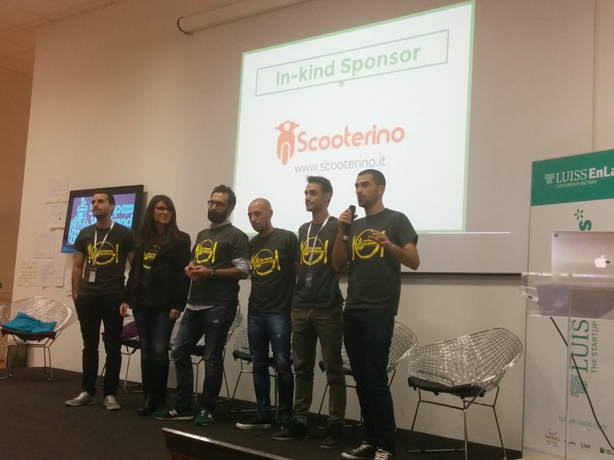 StartupRoma's tweet photo. Un applauso speciale al team! #swromafood #GSB2015 https://t.co/5F4L5iQrBT