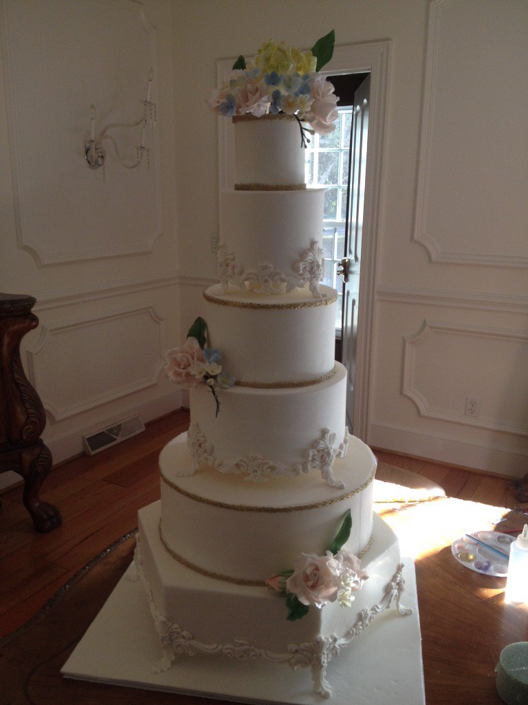 Still working!!! #weddingcake #charleston #charlestonweddings