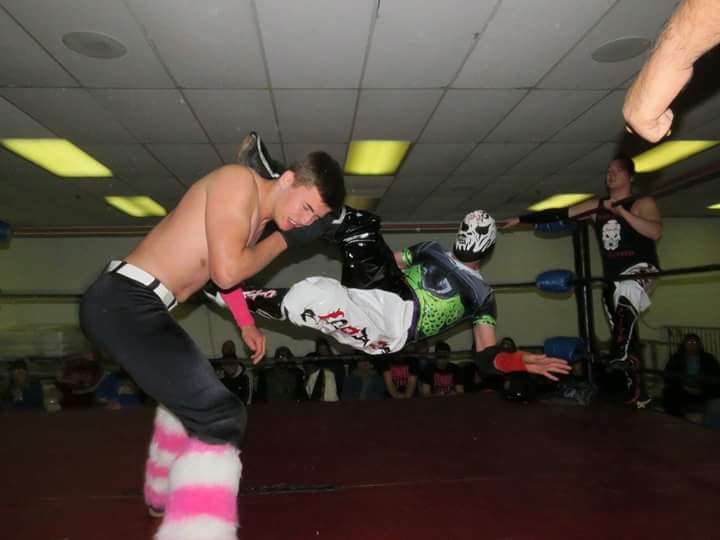 RCNightmare0's tweet image. @justsaiyan_gear #PerfectShadows was two much for the fruity too shoes at #WWWA #JustSaiyan #PerfectCell