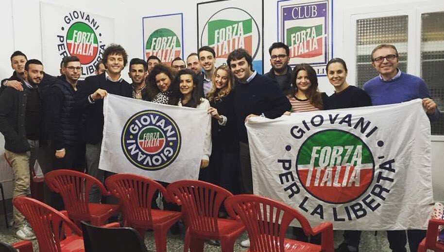 FigPuglia's tweet photo. Taranto, Francavilla e Lecce! Un altro week end al lavoro! #forzapuglia #forzaitaliagiovani #noncifermiamomai. https://t.co/ZZylKUdPnj