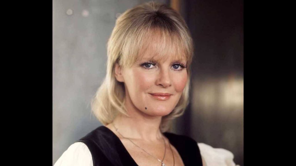 Happy 83rd birthday to my favorite girl Petula Clark. 