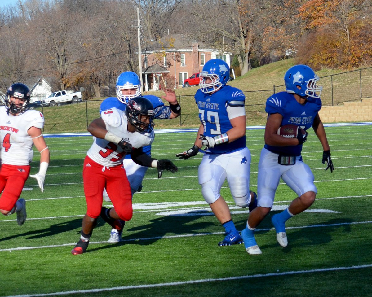 pscbobcats's tweet photo. Just a few more @PSCFootball photos before posting story! @AudsPiece @lpaben10 Jon Frink & Nate Tromblee #BobcatWin https://t.co/tNNU6fmKx3