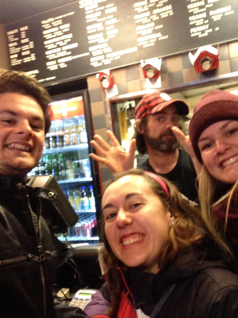 radiobailey's tweet photo. @WesternuOCH BAM at Smokes! #WesternGoesOC https://t.co/YeY1Oy8DdM