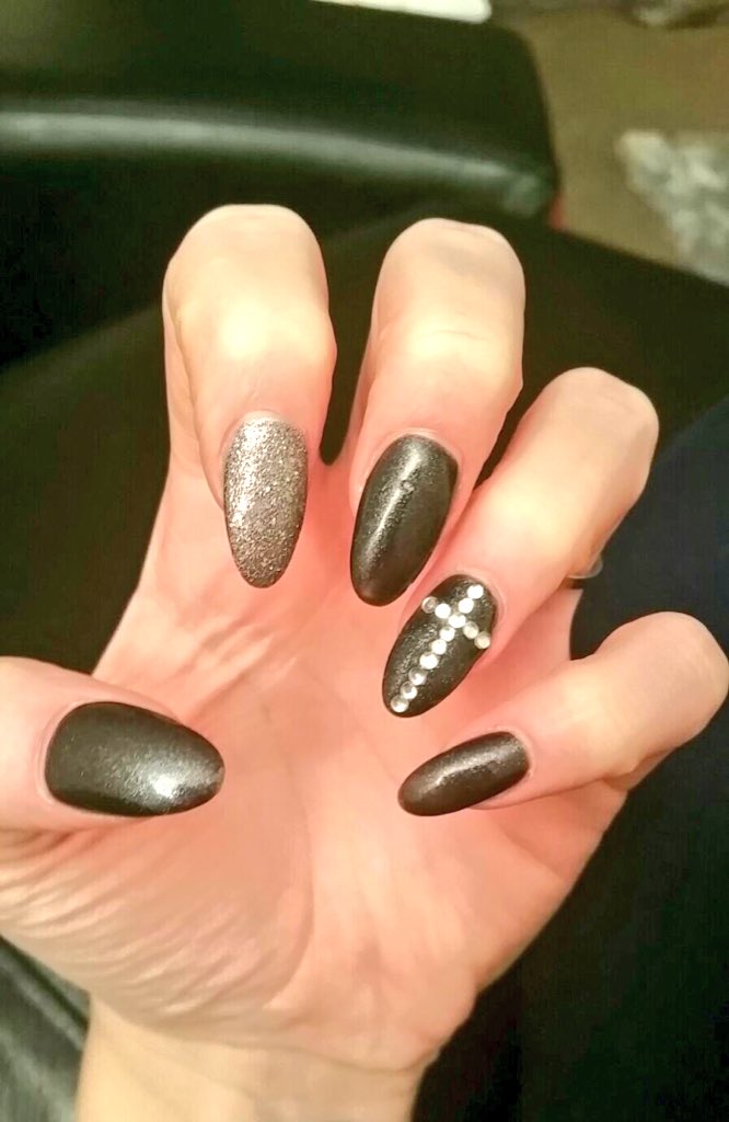 #nails #nailart #acrylicnails #Chester #Cheshire 20% off your first treatment 💅🏻